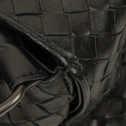 Bottega Veneta Schwarze Intrecciato Leder Geflochtener Griff Klapp-Schultertasche