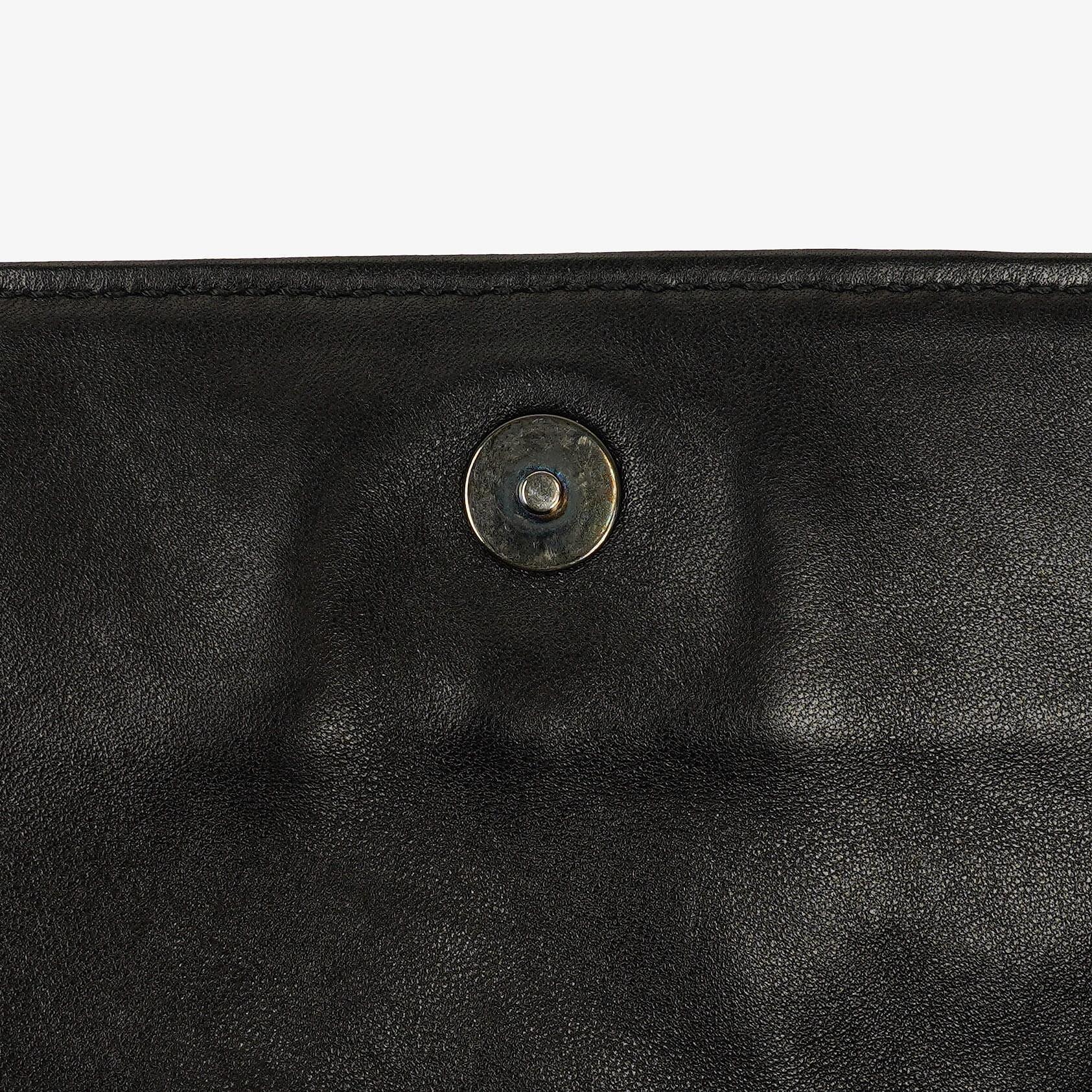 Bottega Veneta Schwarze Intrecciato Leder Geflochtener Griff Klapp-Schultertasche