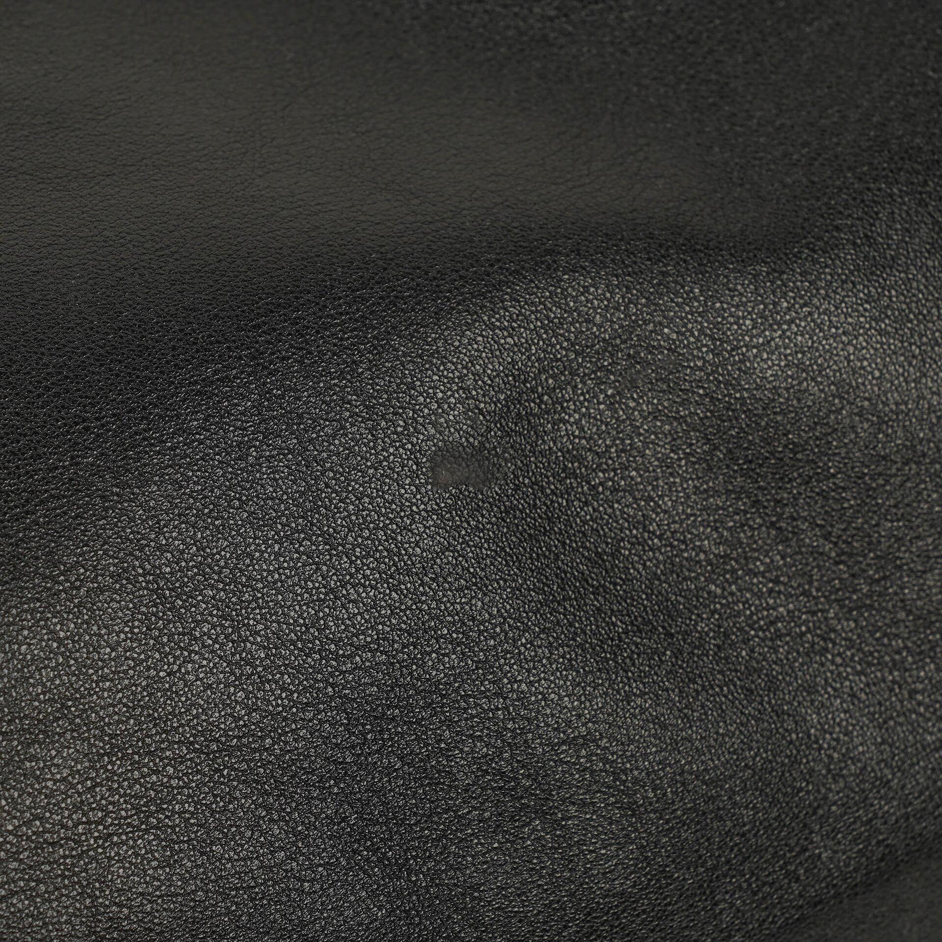 Bottega Veneta Chain Pouch Tasche aus schwarzem Leder