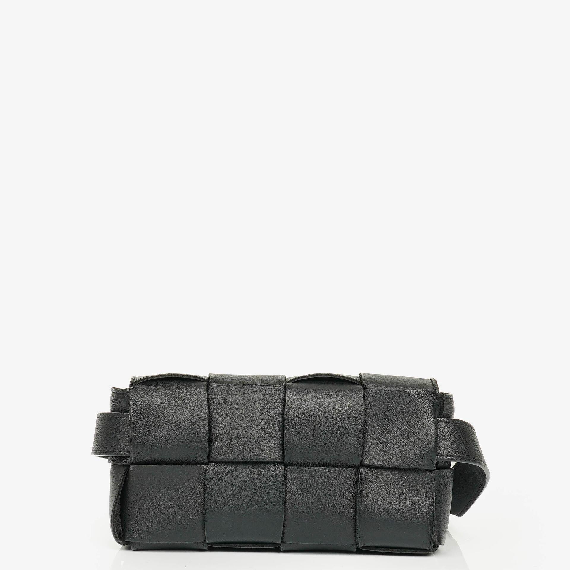 Bottega Veneta Schwarze Nappa Intreccio The Belt Cassette Umhängetasche