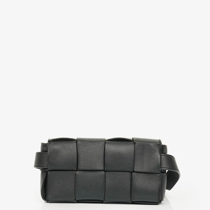 Bottega Veneta Schwarze Nappa Intreccio The Belt Cassette Umhängetasche