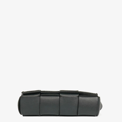 Bottega Veneta Schwarze Nappa Intreccio The Belt Cassette Umhängetasche