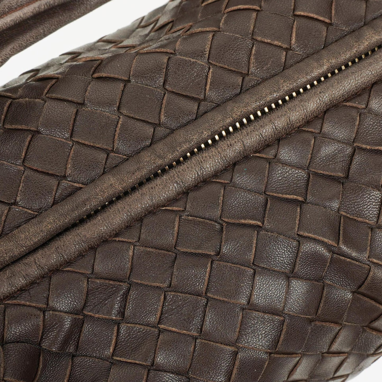Bottega Veneta Medium Veneta Hobo Tasche aus braunem Nappa Intrecciato Leder