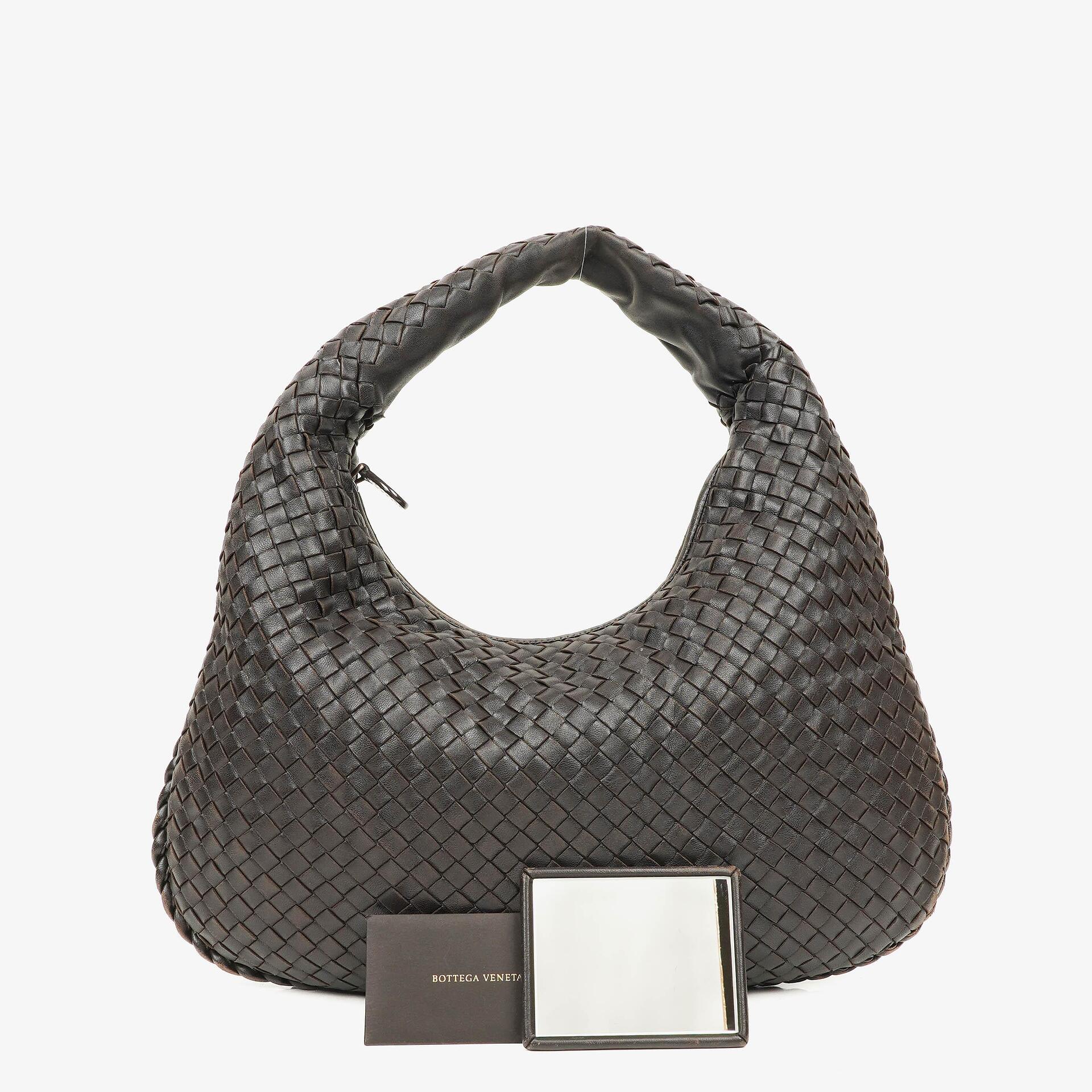 Bottega Veneta Medium Veneta Hobo Tasche aus braunem Nappa Intrecciato