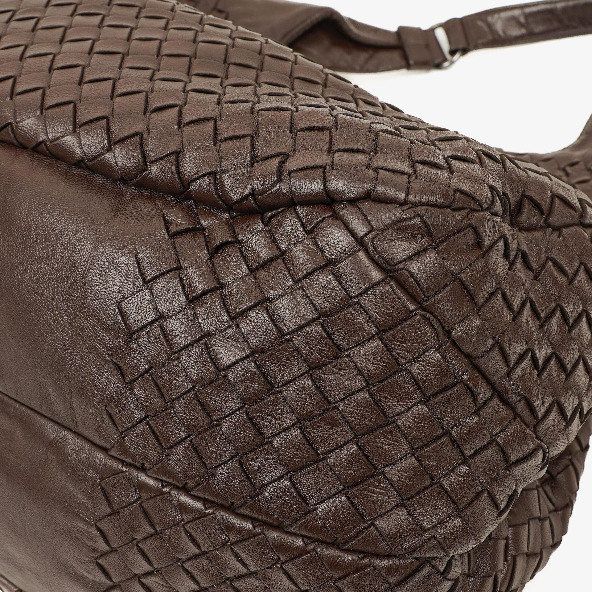 Bottega Veneta Campana Hobo-Tasche aus braunem Nappa Intrecciato