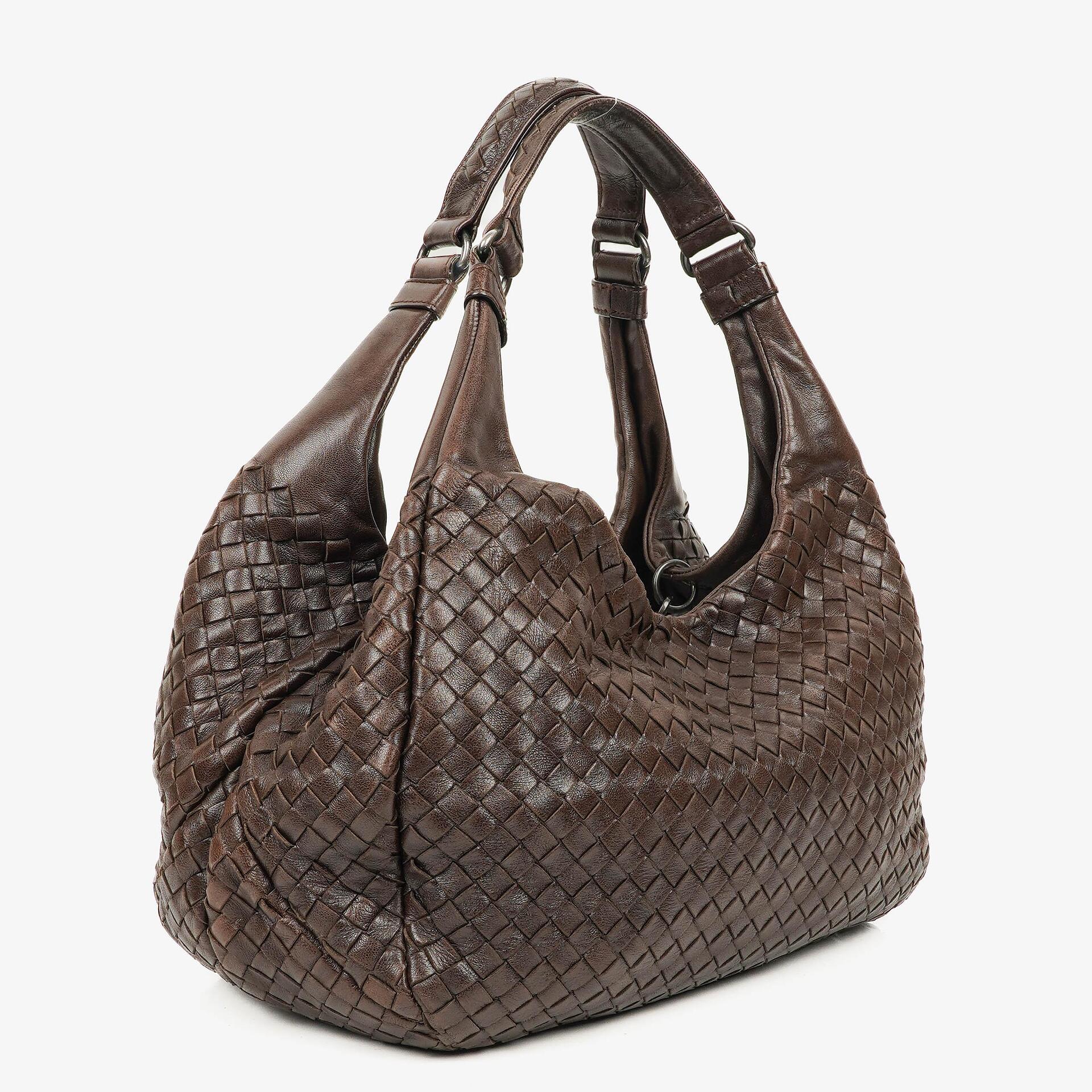Bottega Veneta Campana Hobo Tasche aus braunem Intrecciato Nappa