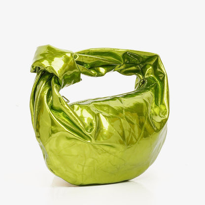 Bottega Veneta Mini Jodie Tasche aus chlorophyllfarbenem Metallic-Crushed-Kalbsleder