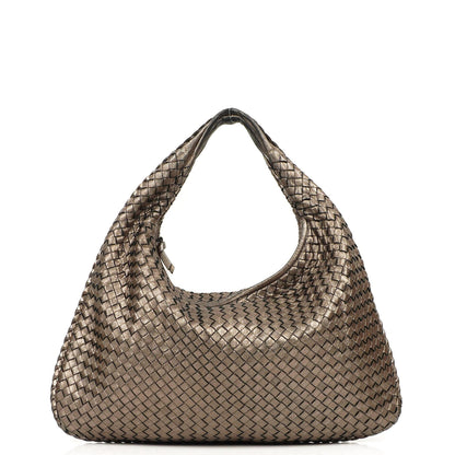 Bottega Veneta Large Veneta Hobo Bag aus Chrom Metallic Nappa Intrecciato