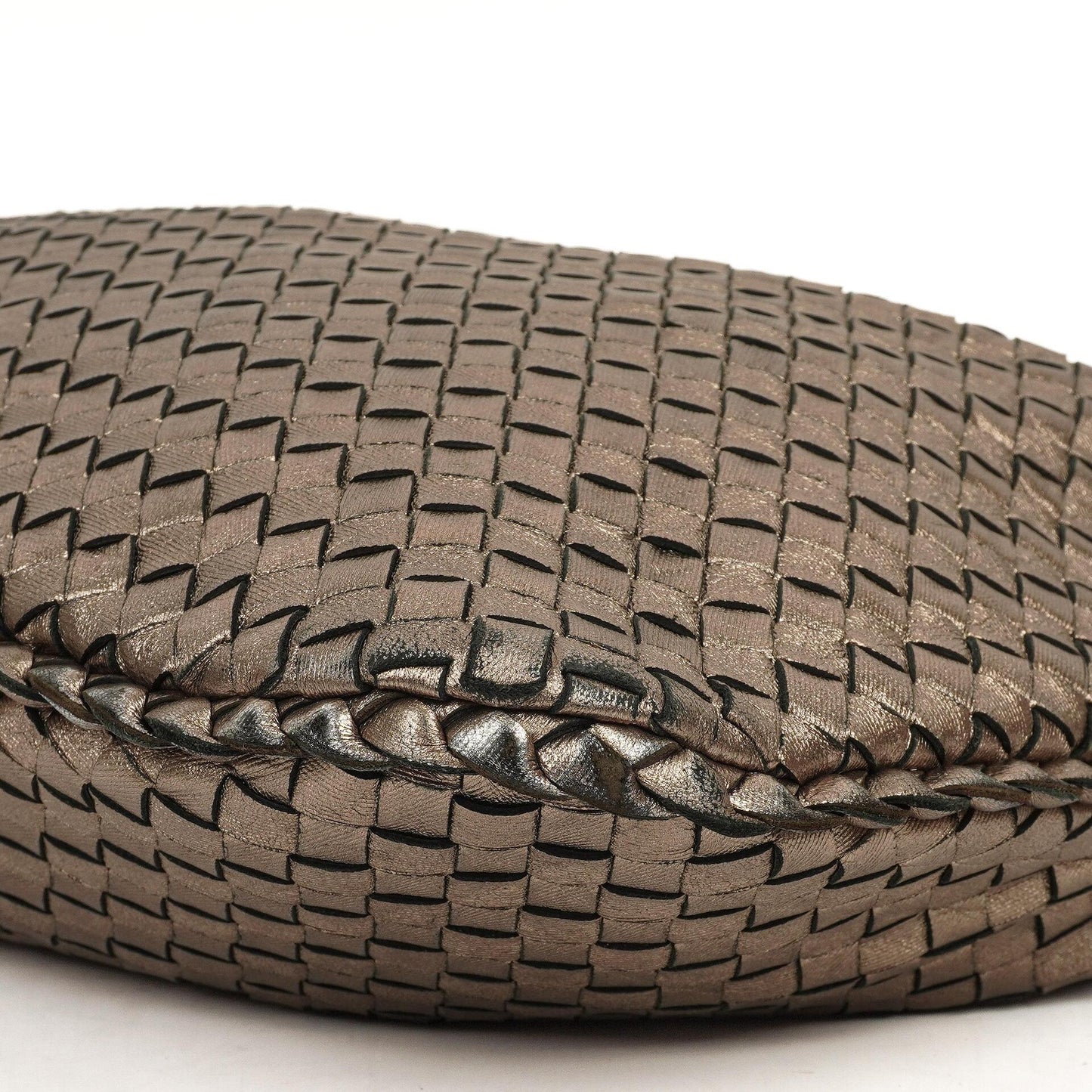 Bottega Veneta Large Veneta Hobo Bag aus Chrom Metallic Nappa Intrecciato