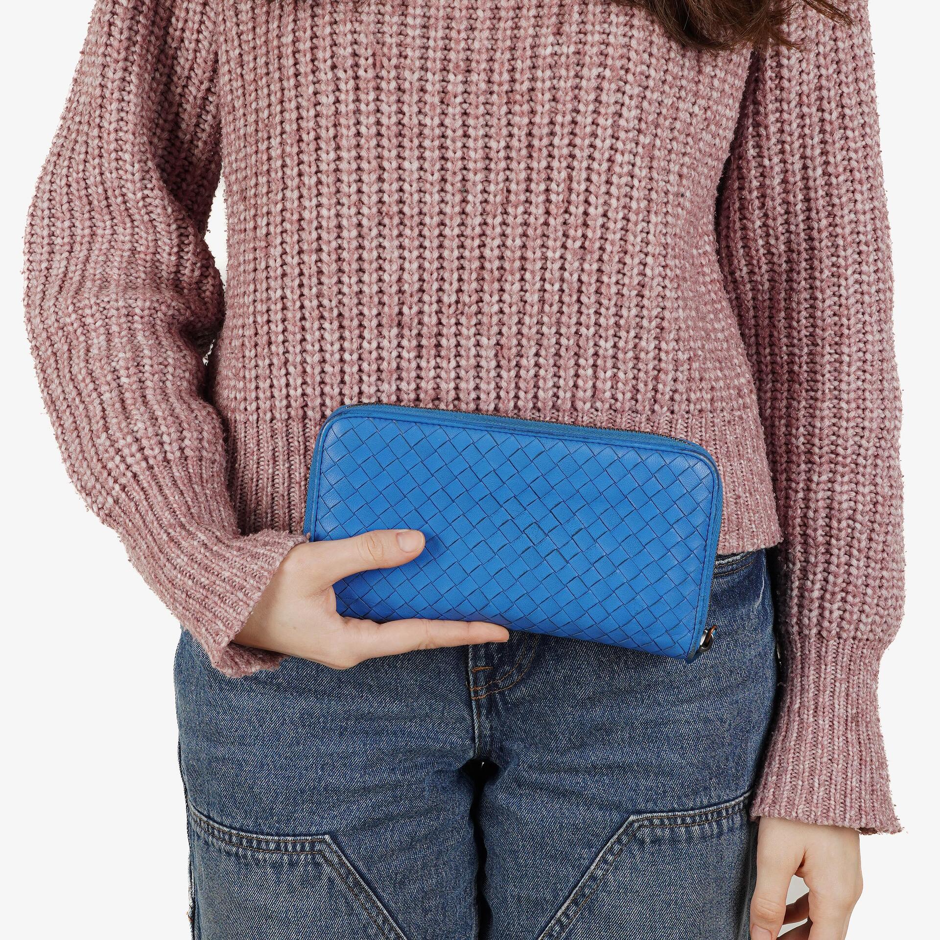 Bottega Veneta Continental Geldbörse aus blauem Intrecciato-Leder