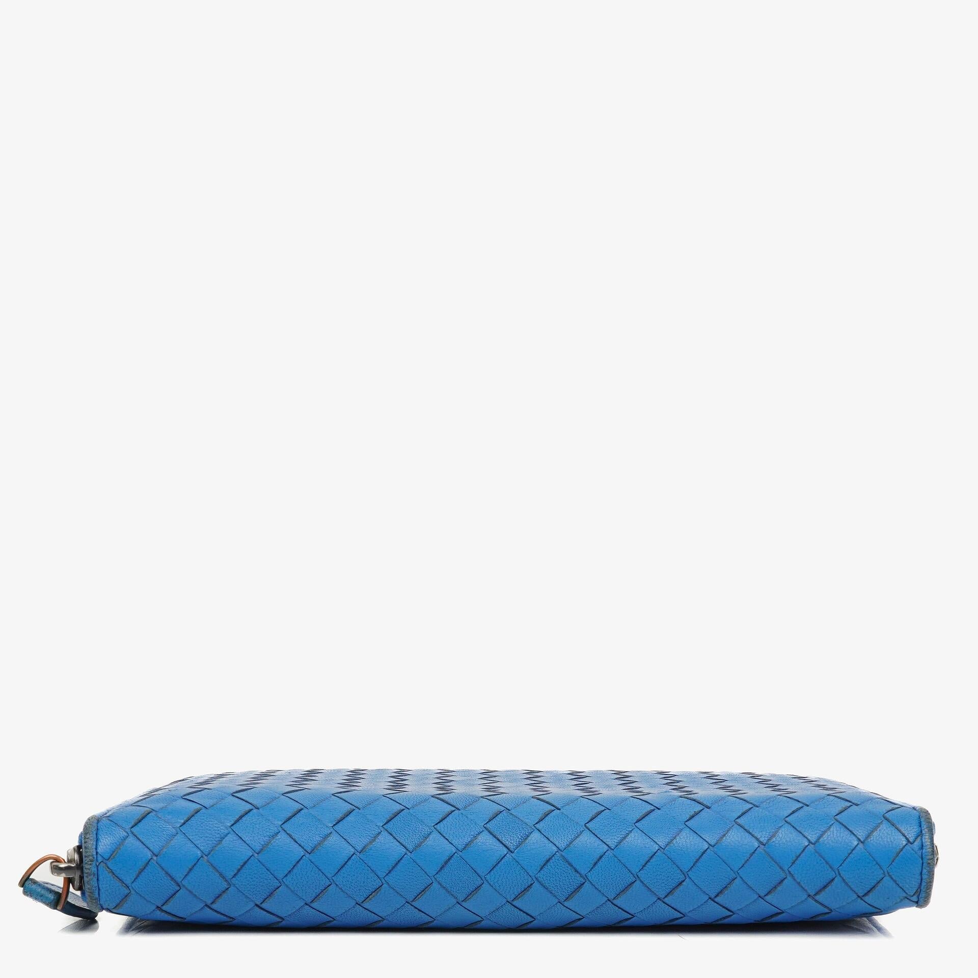 Bottega Veneta Continental Geldbörse aus blauem Intrecciato-Leder