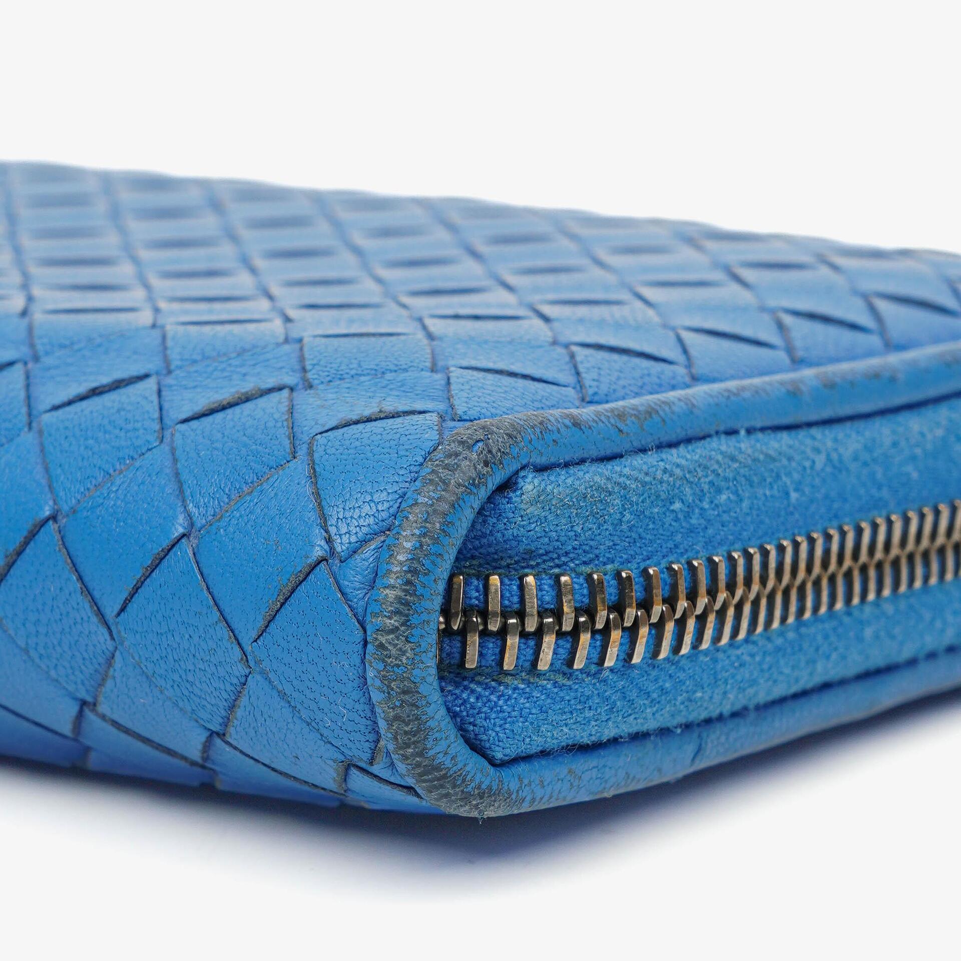 Bottega Veneta Continental Geldbörse aus blauem Intrecciato-Leder