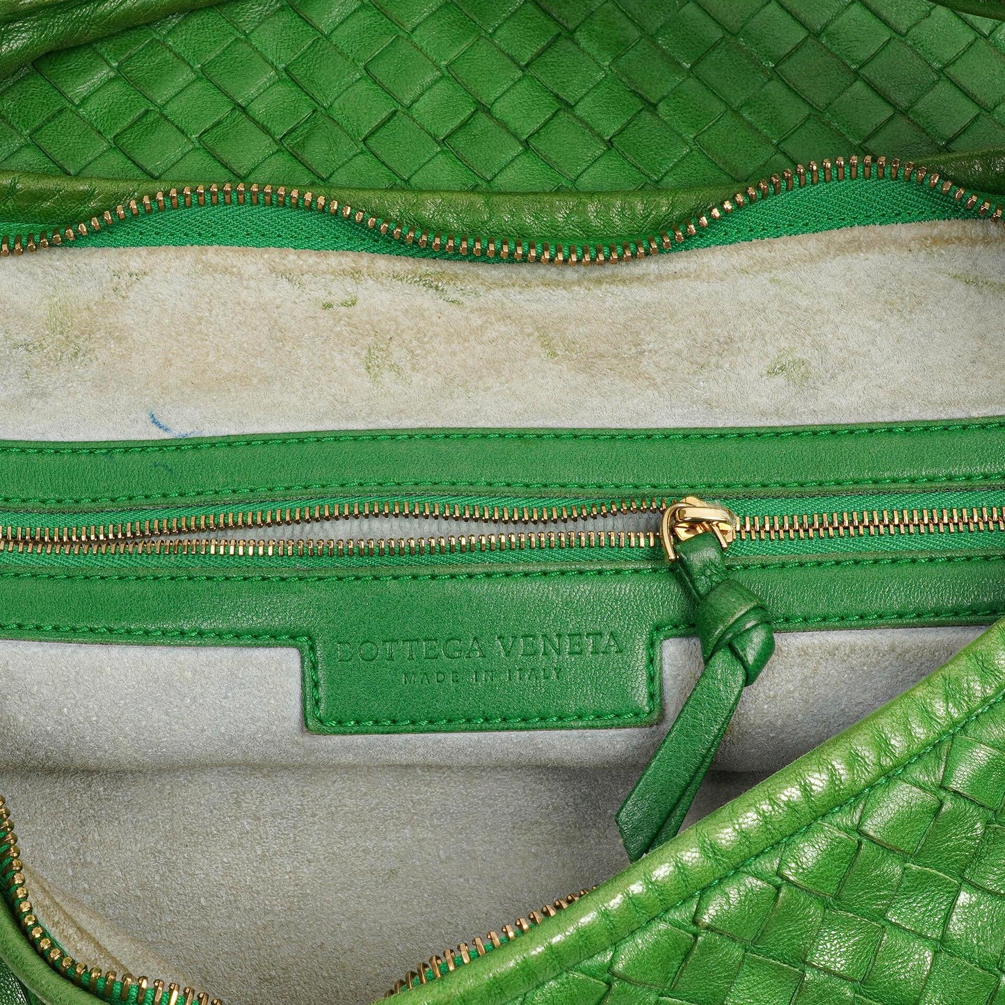 Bottega Veneta Veneta Hobo Tasche Groß aus grünem Nappa Intrecciato