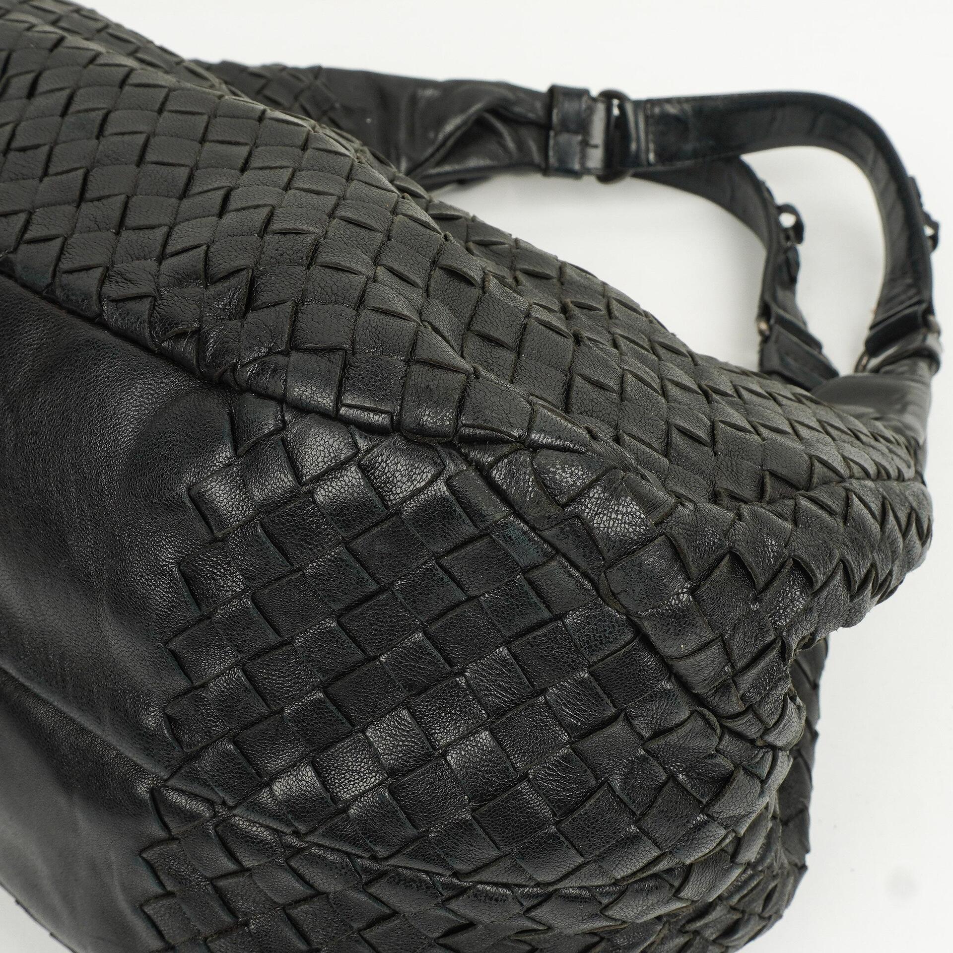 Bottega Veneta Intrecciato Campana Schwarze Hobo Tasche