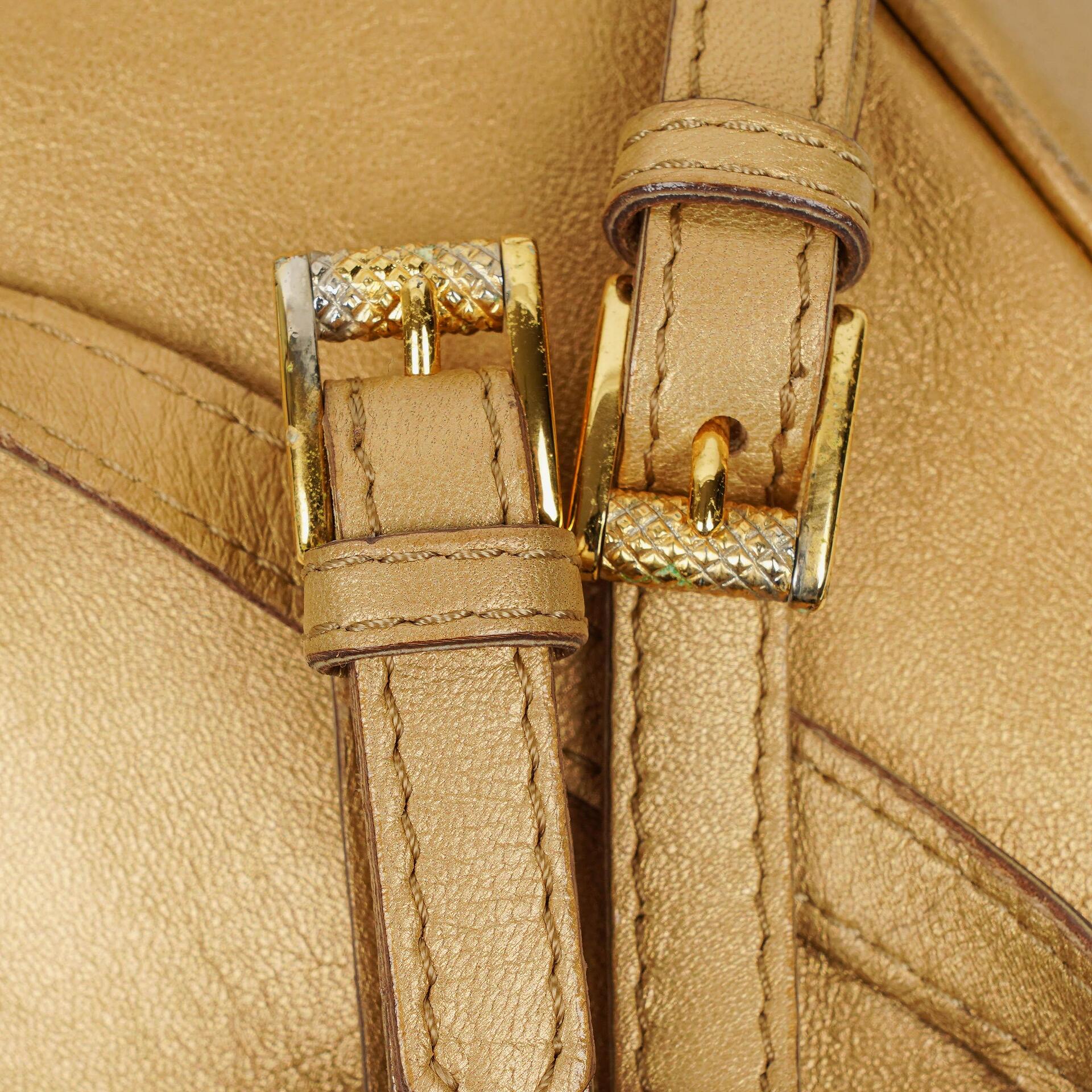 Bottega Veneta Intrecciato Rucksack in Gold