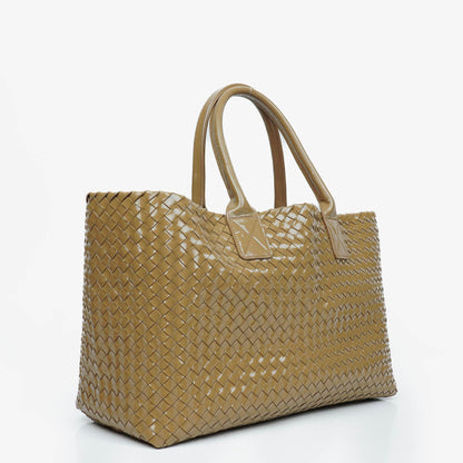 Bottega Veneta Cabat Tote Bag aus Intrecciato-Lackleder