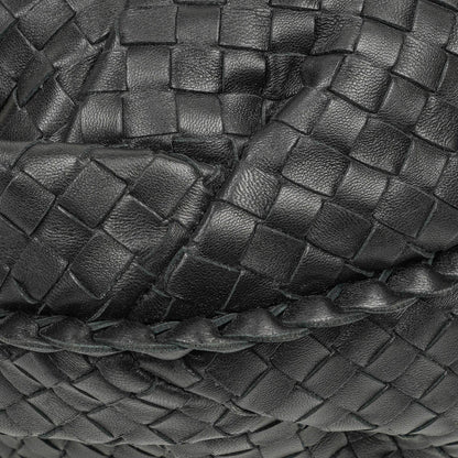 Bottega Veneta Große Belly Veneta Hobo-Tasche aus schwarzem Intrecciato-Nappaleder