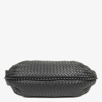 Bottega Veneta Große Belly Veneta Hobo-Tasche aus schwarzem Intrecciato-Nappaleder