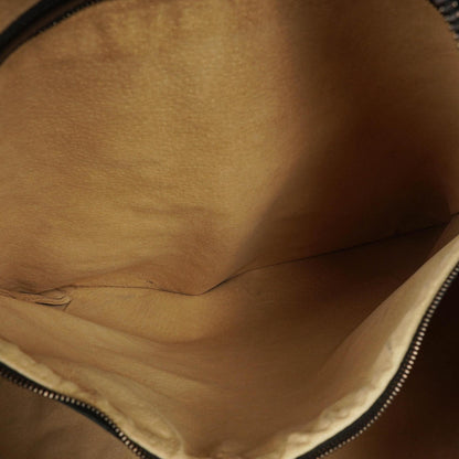 Bottega Veneta Maxi Hobo-Tasche aus schwarzem Nappa mit Nieten