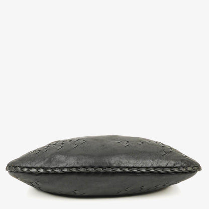 Bottega Veneta mittelgroße Hobo-Tasche aus schwarzem Nappaleder mit Nieten