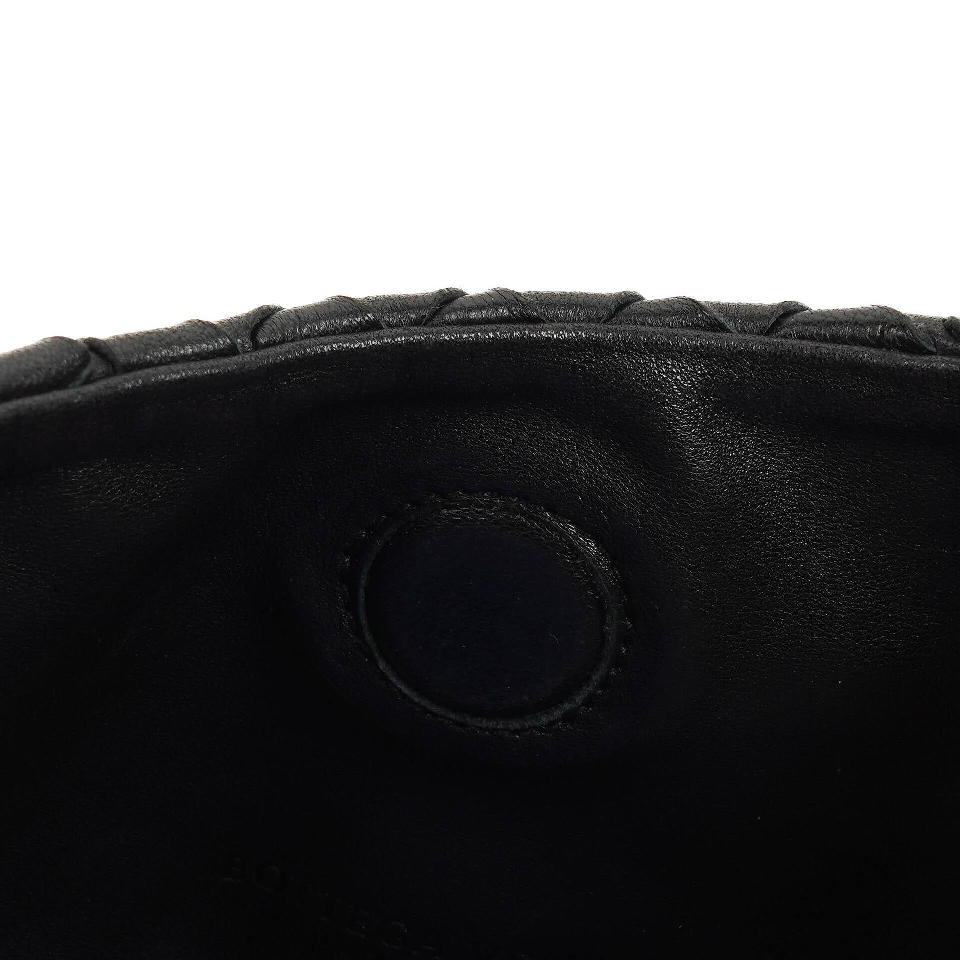 Bottega Veneta mittelgroße Campana Hobo Tasche aus schwarzem Nappa Intrecciato