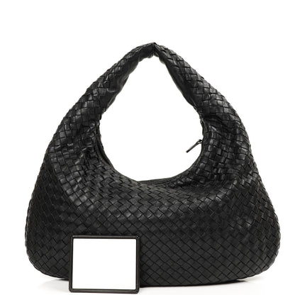 Bottega Veneta Medium Veneta Schwarzes Nappa Intrecciato Hobo Bag
