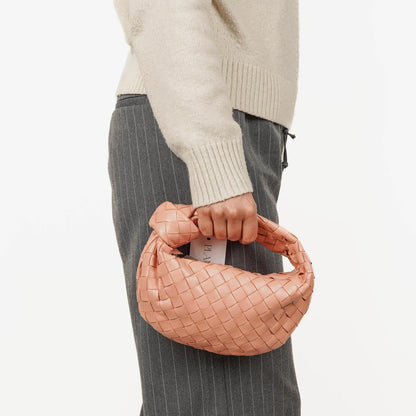Bottega Veneta Mini Jodie Tasche aus pfirsichfarbenem Nappa Intrecciato
