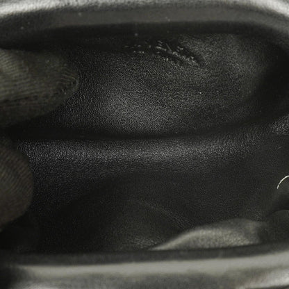 Bottega Veneta Nano Pouch mit Riemen aus schwarzem Kalbsleder