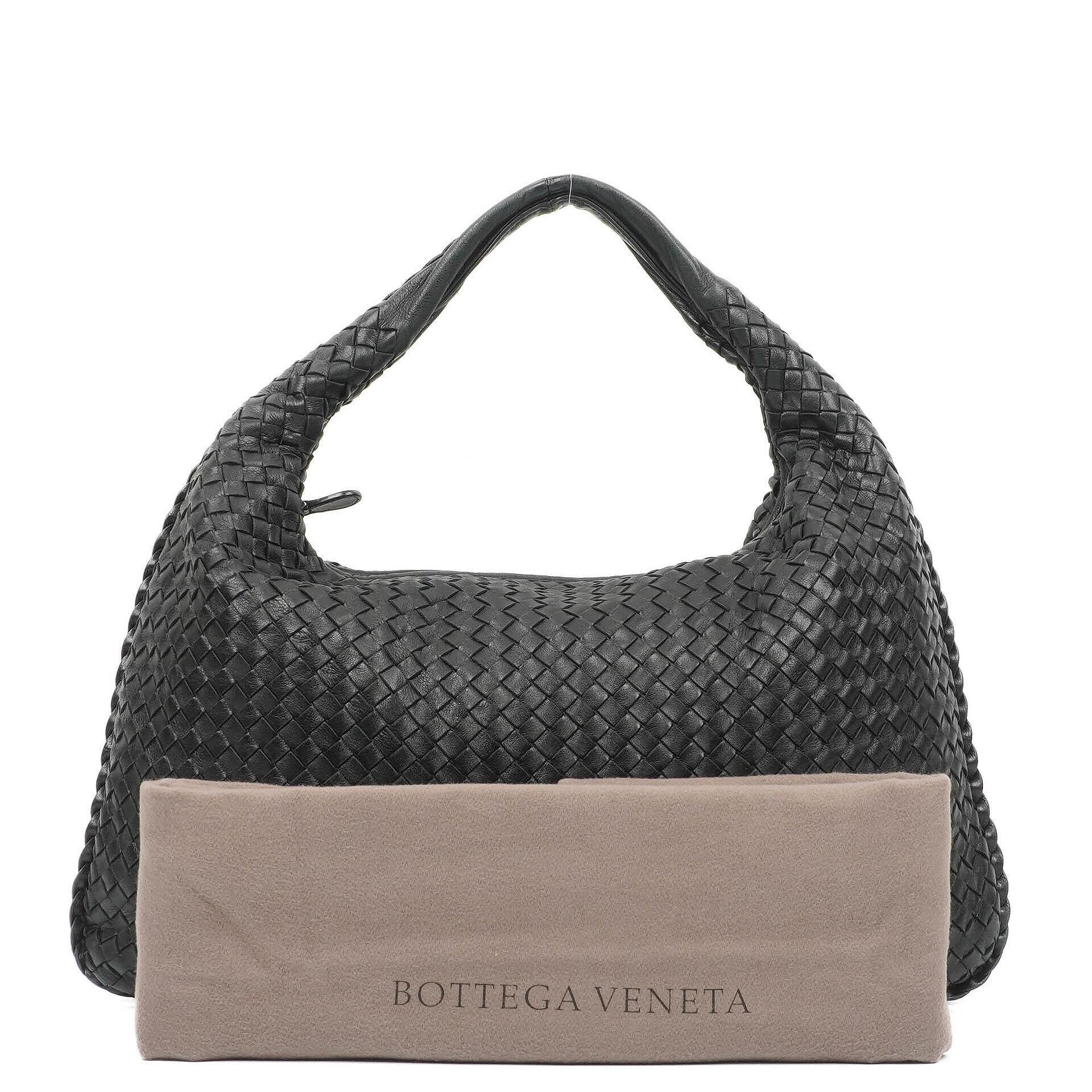 Bottega Veneta Veneta Hobo-Tasche Large aus schwarzem Nappa Intrecciato