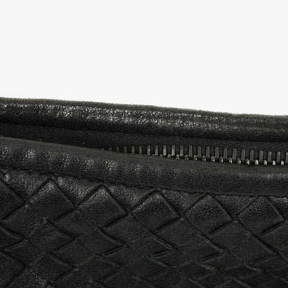 Bottega Veneta Veneta Hobo-Tasche Large aus schwarzem Nappa Intrecciato