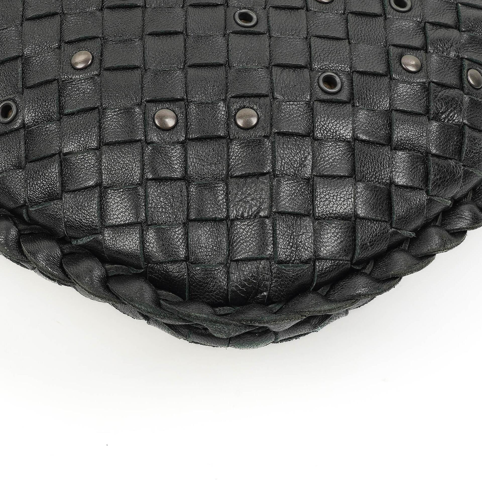 Bottega Veneta Medium Veneta Hobo Bag aus schwarzem Nappa Intrecciato Leder