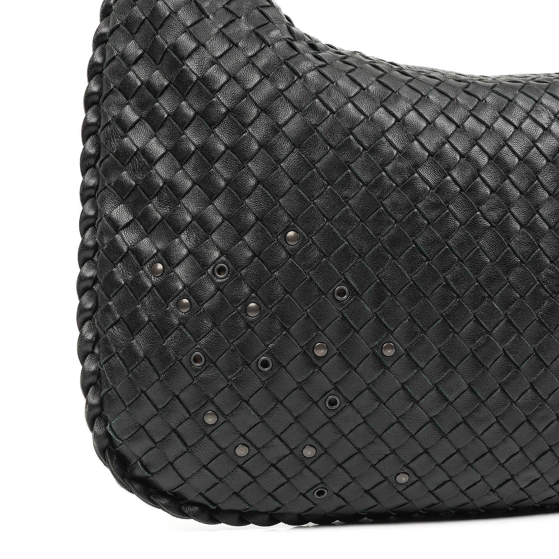 Bottega Veneta Medium Veneta Hobo Bag aus schwarzem Nappa Intrecciato Leder