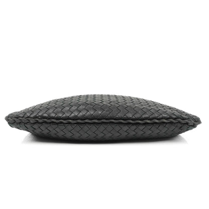 Bottega Veneta Medium Veneta Hobo Bag aus schwarzem Nappa Intrecciato