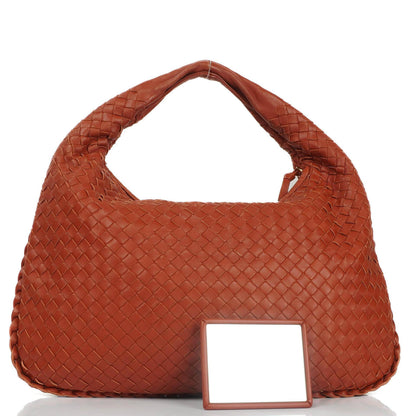 Bottega Veneta Medium Veneta Hobo-Tasche aus braunem Nappa Intrecciato