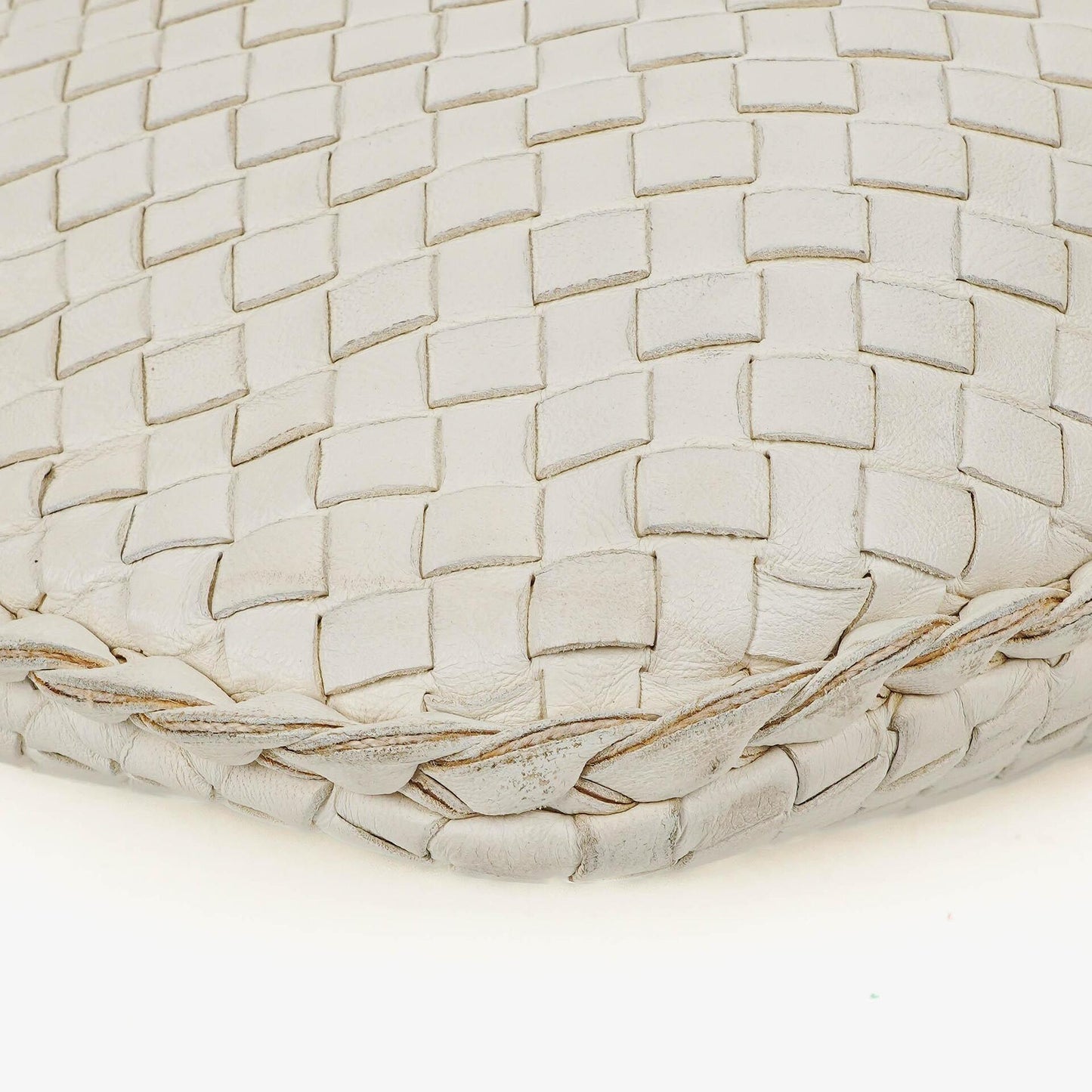 Bottega Veneta Medium Veneta Hobo aus weißem Nappa Intrecciato
