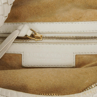 Bottega Veneta Medium Veneta Hobo aus weißem Nappa Intrecciato