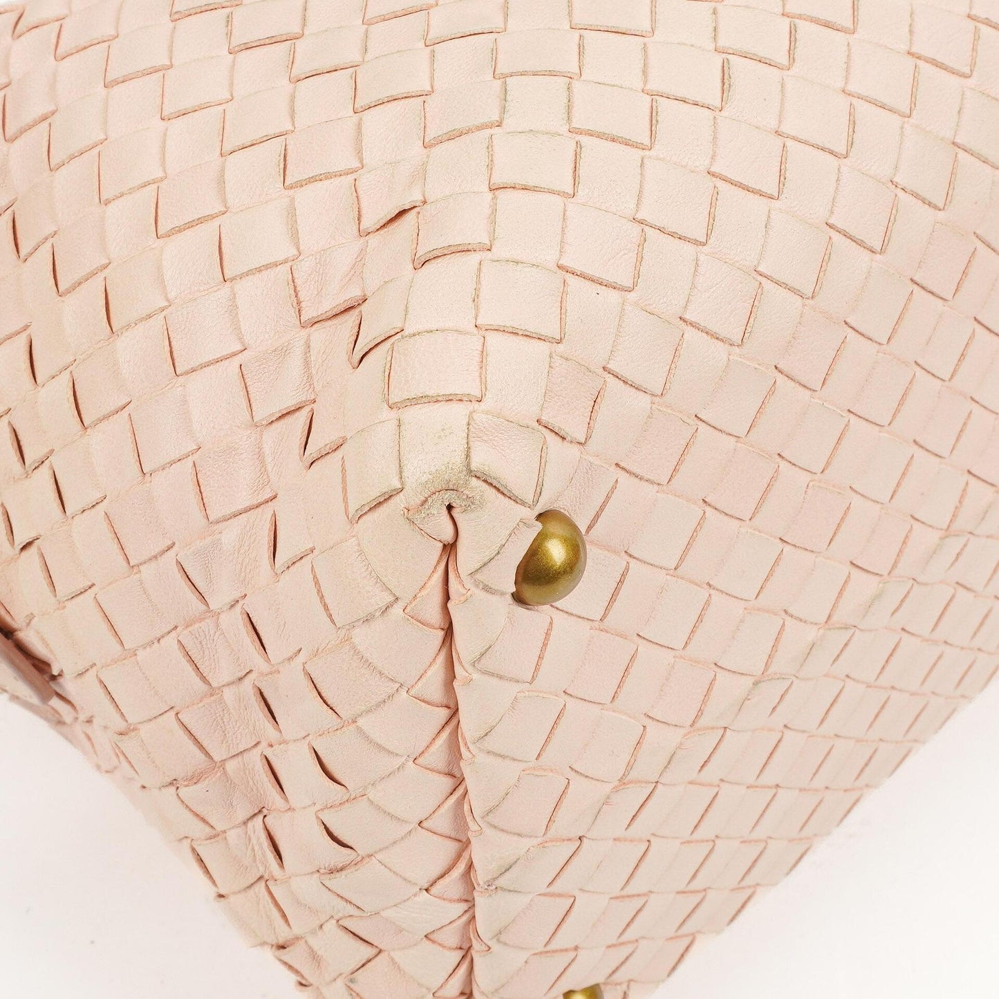 Bottega Veneta Montaigne Lotus Tasche aus Nappa Intrecciato