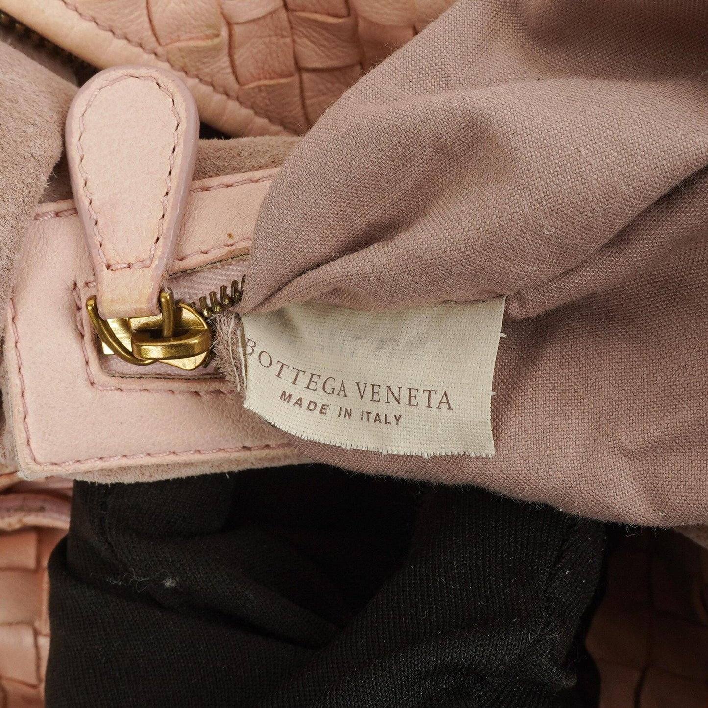 Bottega Veneta Montaigne Lotus Tasche aus Nappa Intrecciato