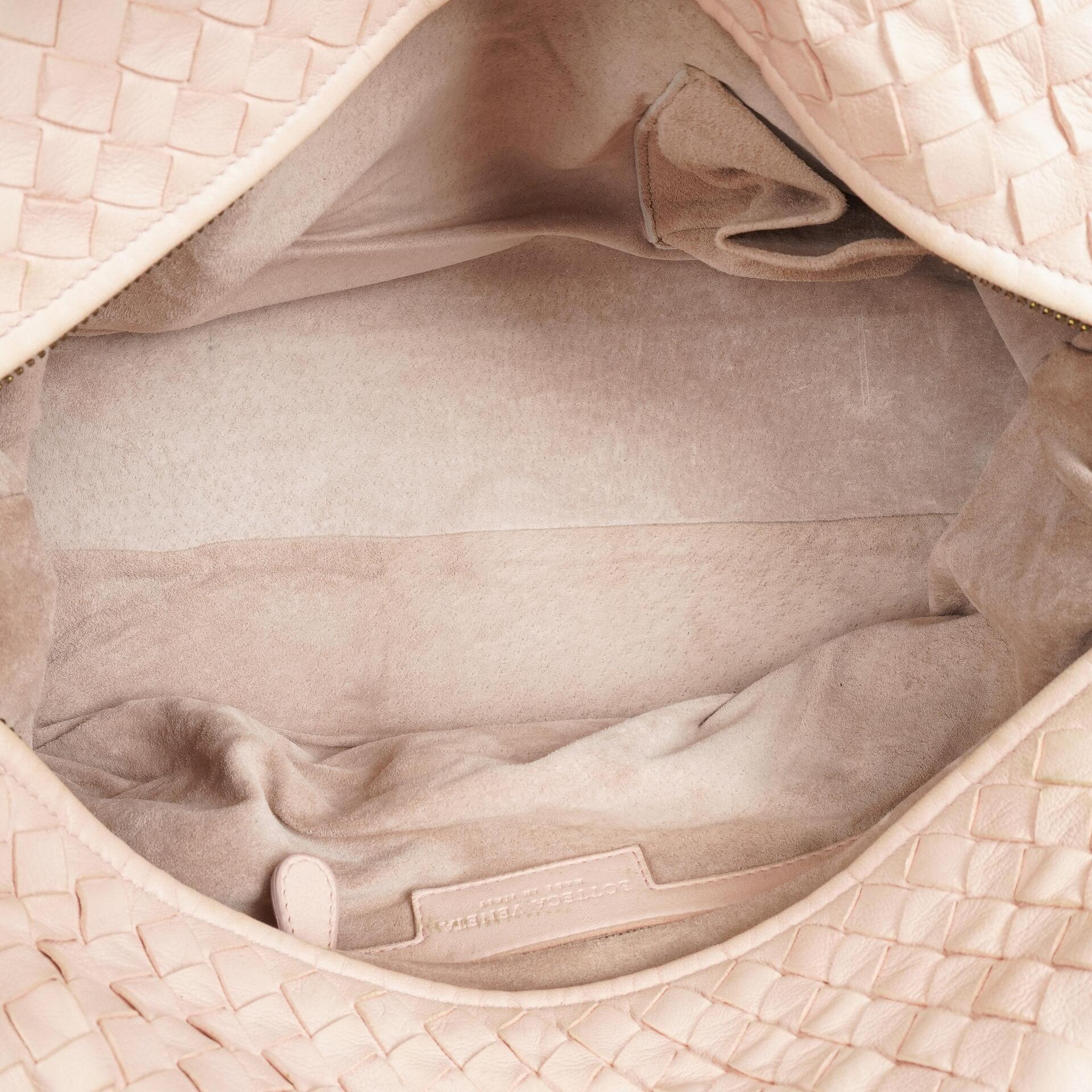Bottega Veneta Montaigne Lotus Tasche aus Nappa Intrecciato
