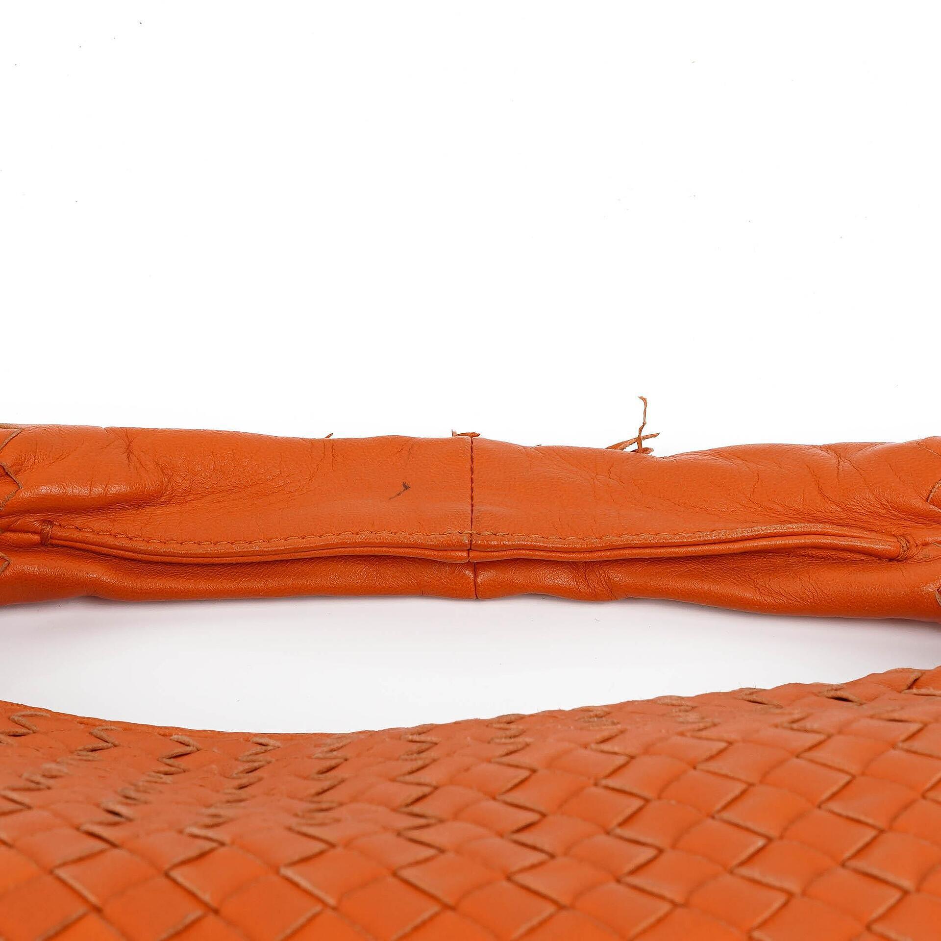 Bottega Veneta Nappa Intrecciato Orange Große Veneta Hobo Tasche mit Fransen