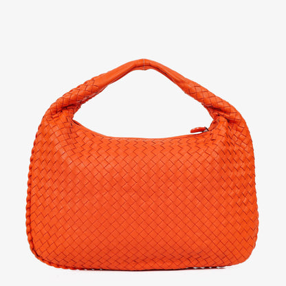 Bottega Veneta Mittelgroße Veneta Hobo aus Nappa Intrecciato in Orange