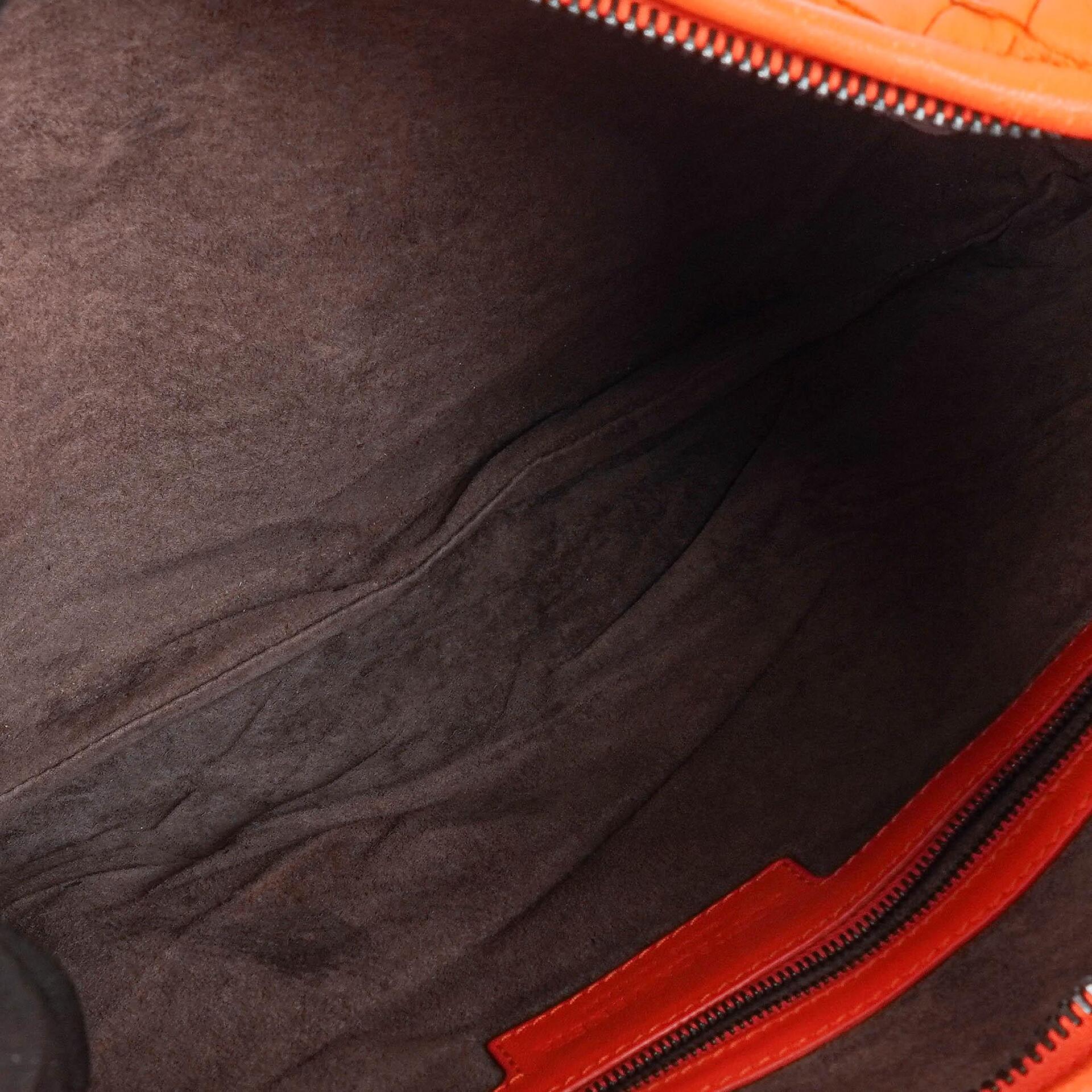 Bottega Veneta Mittelgroße Veneta Hobo aus Nappa Intrecciato in Orange
