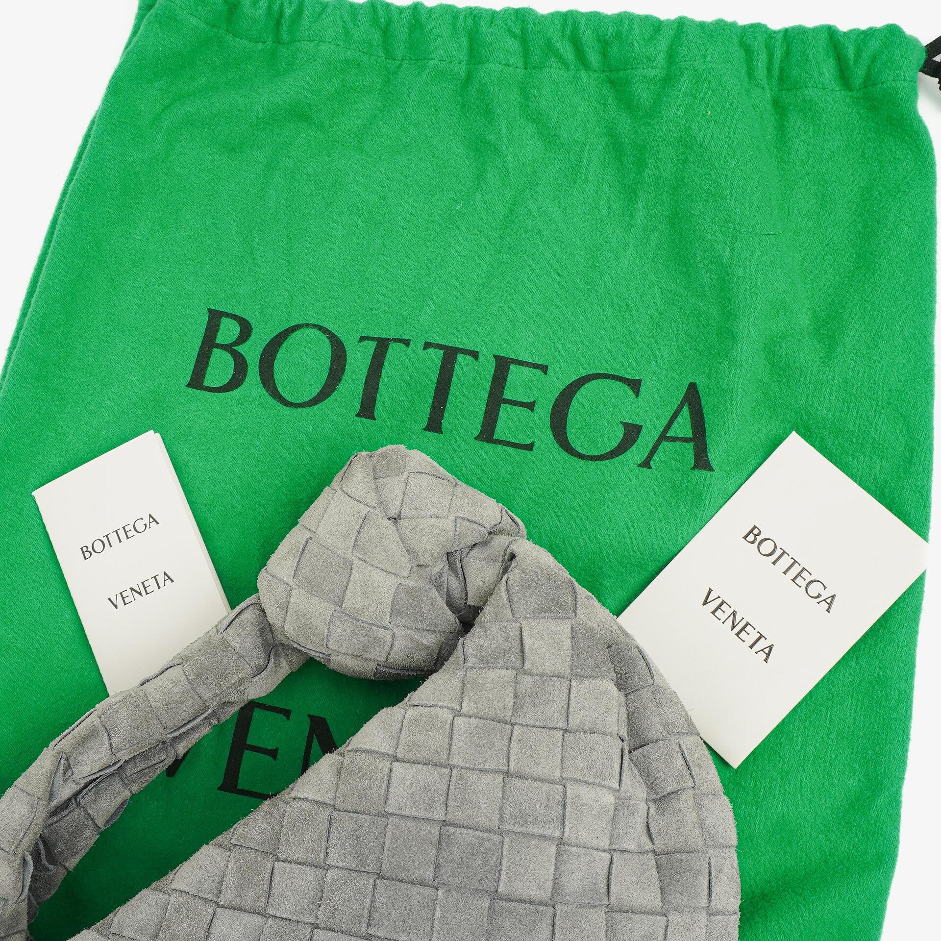 Bottega Veneta Mini Jodie Tasche aus Thunder-Wildleder mit Intrecciato-Flechtung