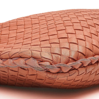 Bottega Veneta Veneta Hobo Tasche Groß aus pfirsichfarbenem Nappa Intrecciato