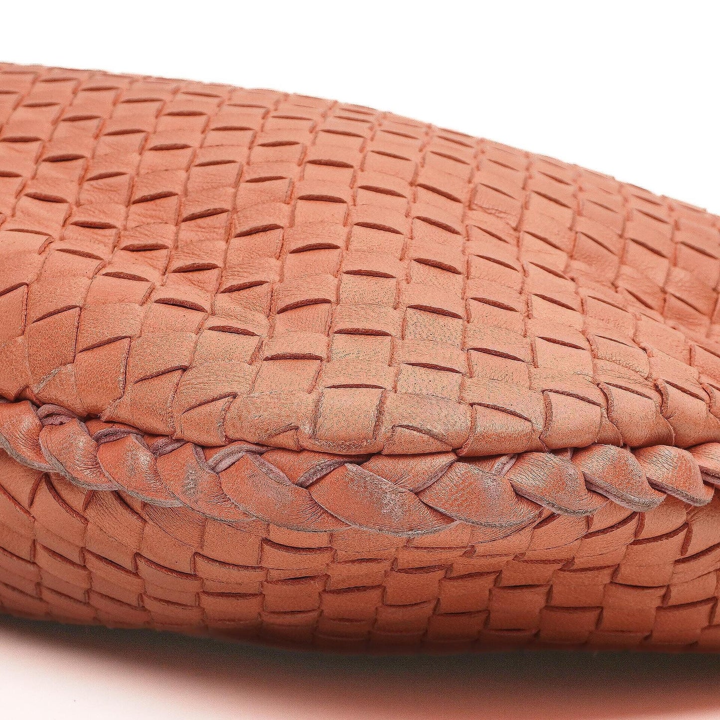Bottega Veneta Veneta Hobo Tasche Groß aus pfirsichfarbenem Nappa Intrecciato