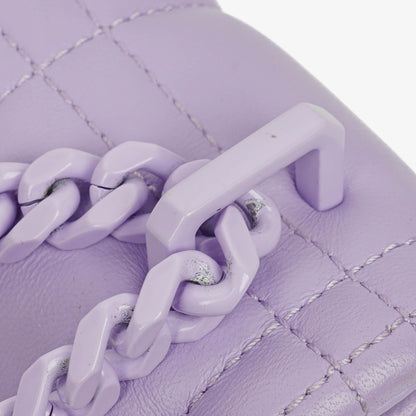 Burberry Kleine Lola Schultertasche aus gestepptem Leder in Lavendel