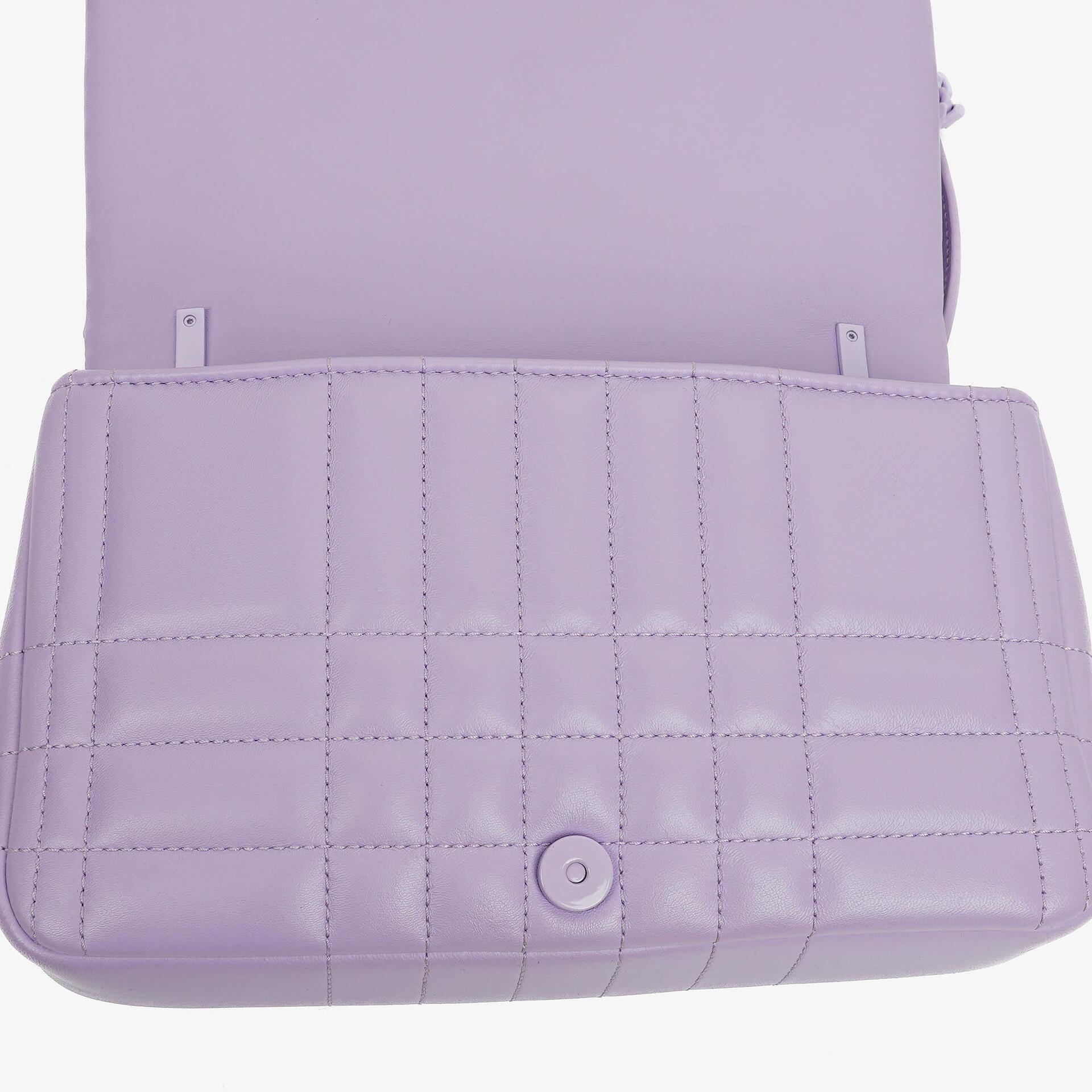 Burberry Kleine Lola Schultertasche aus gestepptem Leder in Lavendel