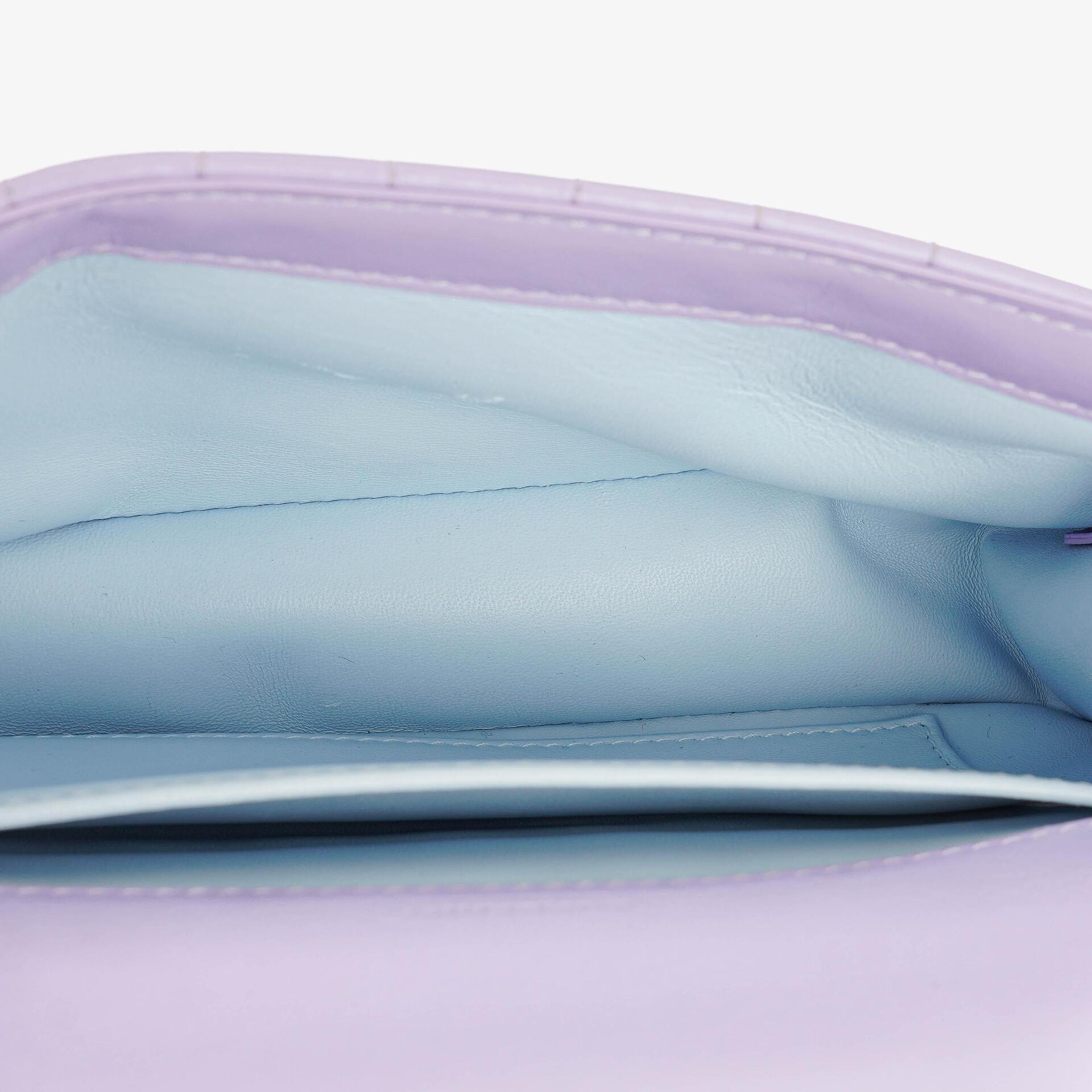 Burberry Kleine Lola Schultertasche aus gestepptem Leder in Lavendel