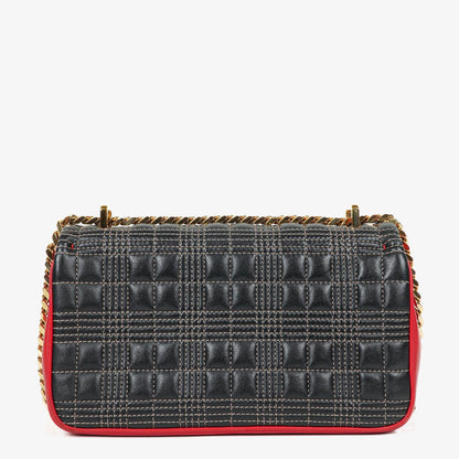 Burberry Kleine Lola aus gestepptem Leder in Schwarz/Rot/Kamel mit Karo-Muster