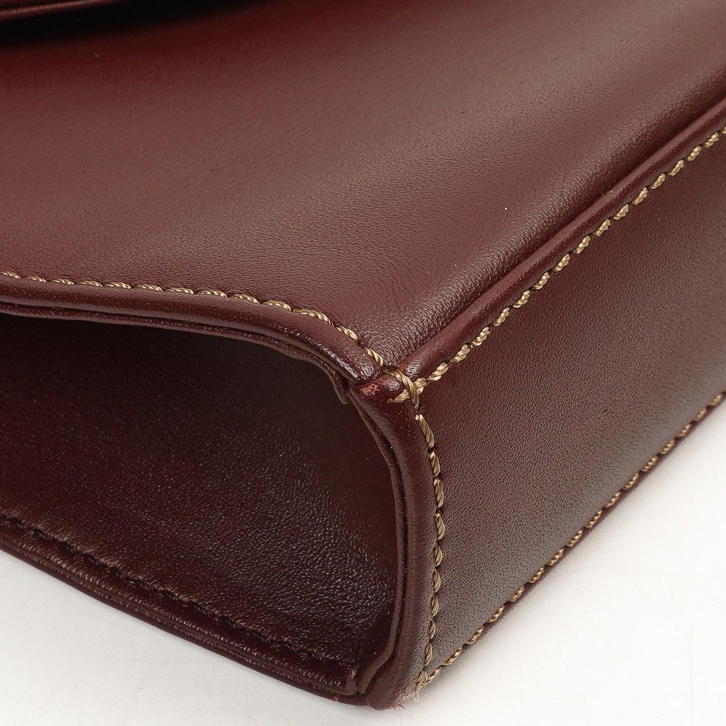 Cartier Must De Cartier Burgunder Leder Schultertasche